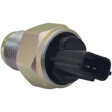Load image into Gallery viewer, RE520930 RE515635 Fuel Pressure Sensor for John Deere 310J 310K 315SJ 410J 710J 7420 7520 7710 7810 8120 7420 7520 7710 8120 8220 8320 8420 for Nissan Navara D40 YD25 R51 for Cabstar Pathfinder 2.2 2.2 2.5 DCI